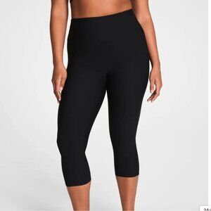 Spanx Smooth OnForm Cropped Leggings Sz L 19"